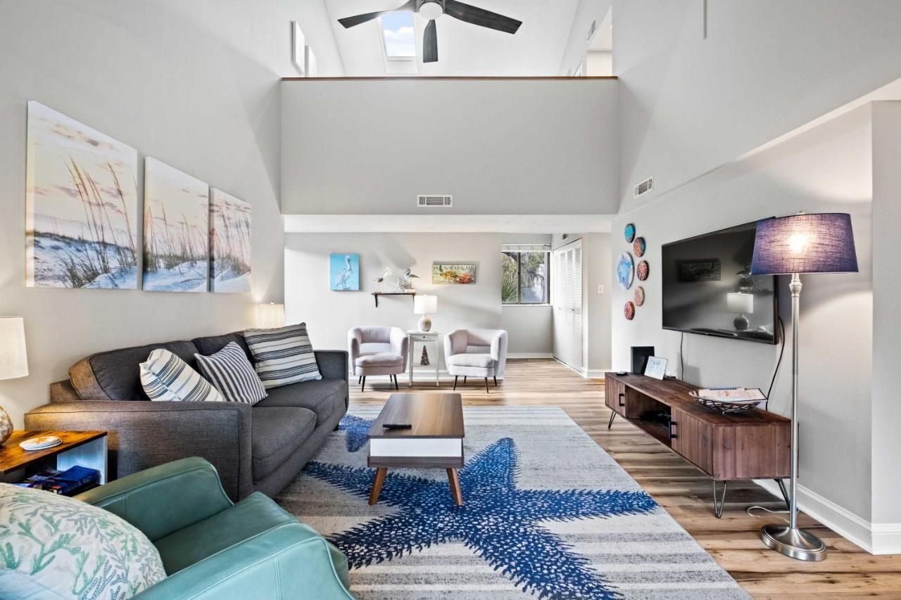 Coastal Oasis With Pool - Walk To Coligny Beach Park Hilton Head Island Ngoại thất bức ảnh