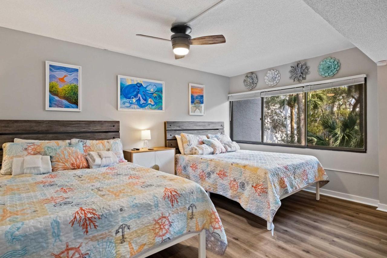 Coastal Oasis With Pool - Walk To Coligny Beach Park Hilton Head Island Ngoại thất bức ảnh