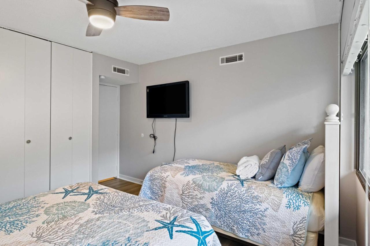 Coastal Oasis With Pool - Walk To Coligny Beach Park Hilton Head Island Ngoại thất bức ảnh